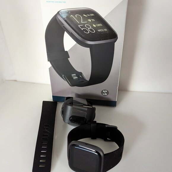 NEW Fitbit Versa 2 Smartwatch - Picture 4 of 5